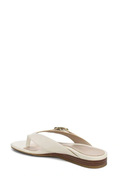 Vionic Ginny Flip Flop In White