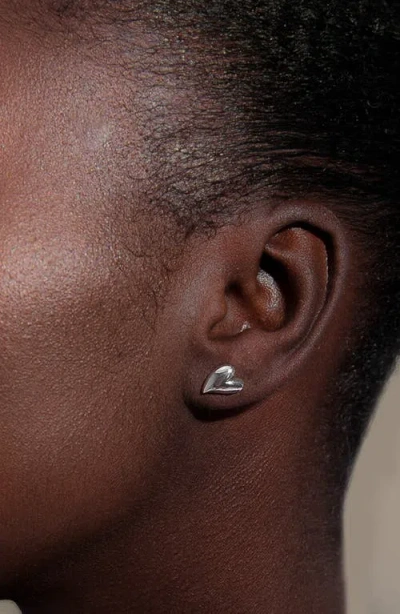 Yoj Mini Heart Stud Earrings In Silver