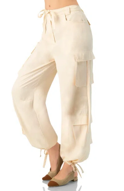 Ivonne Solid Cargo Pants With Straps In Neutral