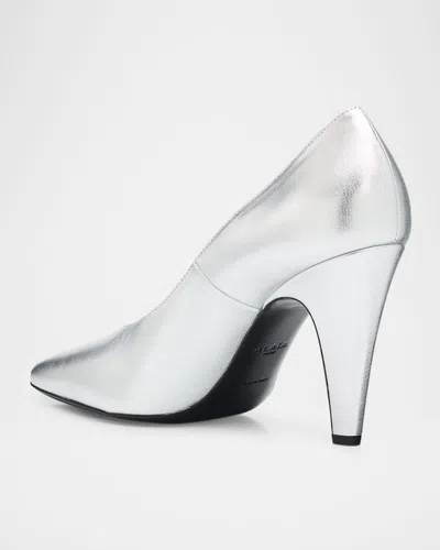 Alaïa Cone Pumps In Laminated Leather In Gray