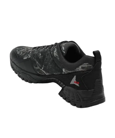 Roa Sneaker Pull Tab Rubber Sole Design In Black