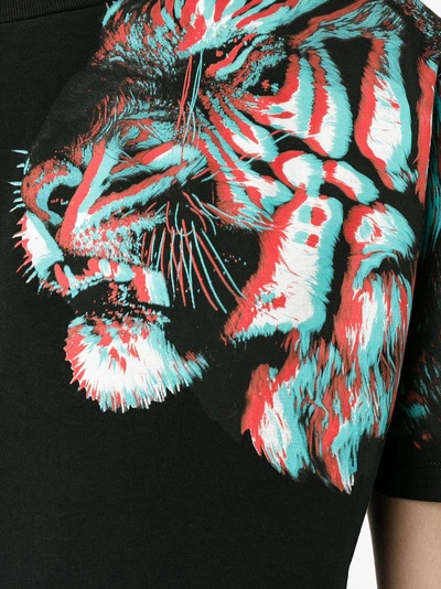 Marcelo Burlon County Of Milan Tiger Hologram Print T-shirt | ModeSens