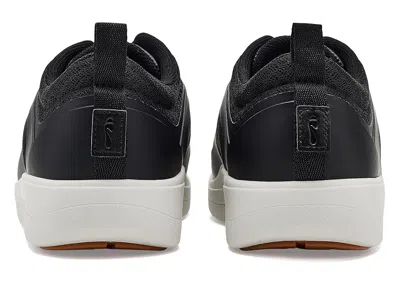 Strive Dash In Black