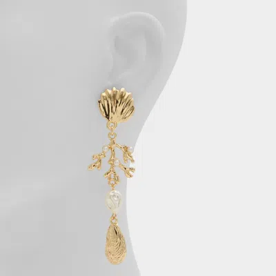 Aldo Thallya In White