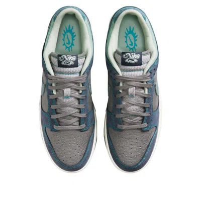 Nike Dunk Low Retro Se Sneakers In Brown