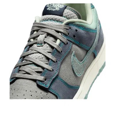 Nike Dunk Low Retro Se Sneakers In Brown