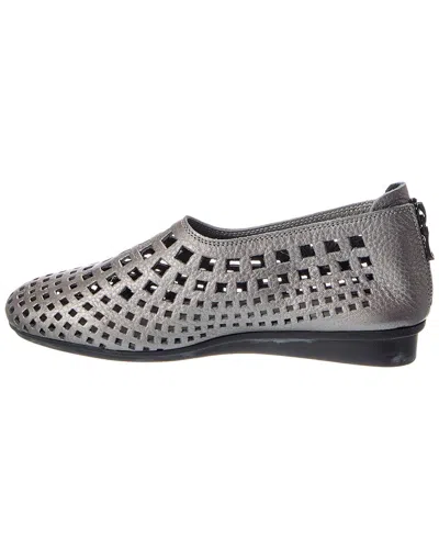 Arche Nirick Leather Flat In Gray