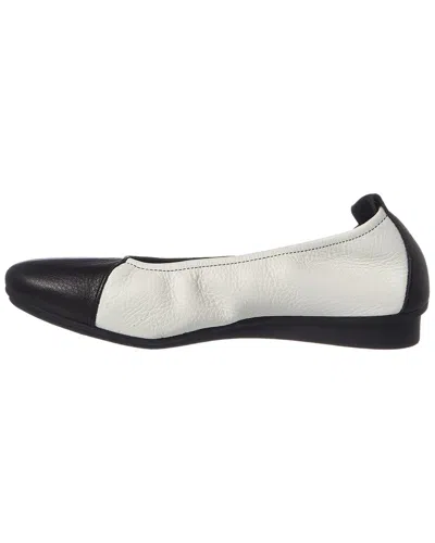 Arche Ninouk Leather Flat In Black