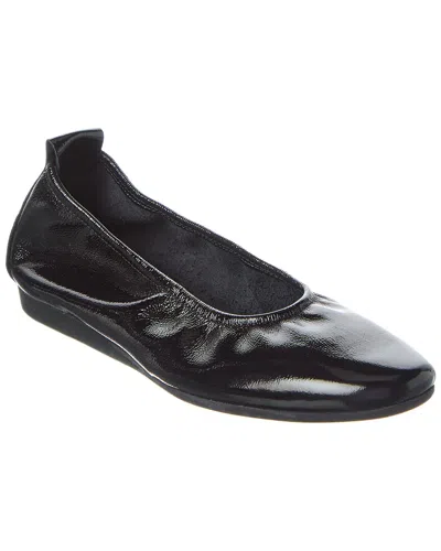 Arche Ninoka Leather Flat In Black