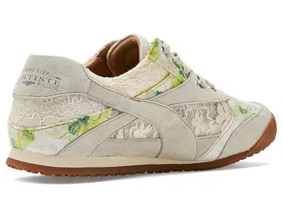 L'artiste By Spring Step Wavehello In Gray