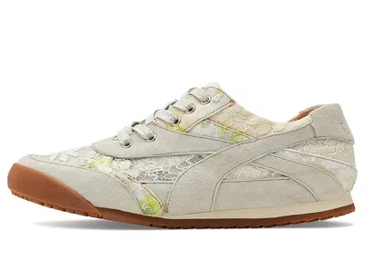 L'artiste By Spring Step Wavehello In Gray