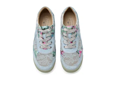L'artiste By Spring Step Wavehello In Blue