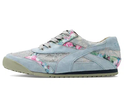L'artiste By Spring Step Wavehello In Blue