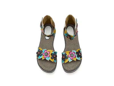L'artiste By Spring Step Cruzer In Multi