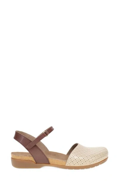 Dansko Rowan Flat In Neutral