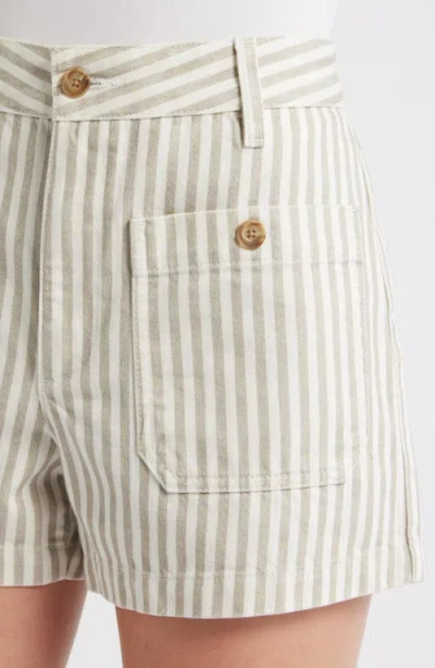 Frame The Cruise Striped Cotton Denim Shorts In Multi