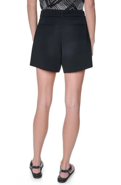 Dkny Belted Patch Pocket Short In Black
