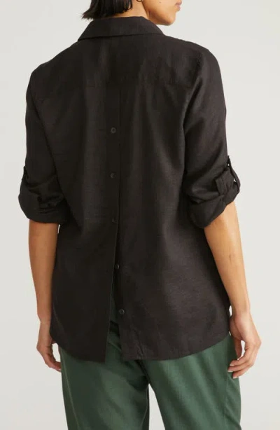 Universal Standard Button Back Linen Blend Polo In Black