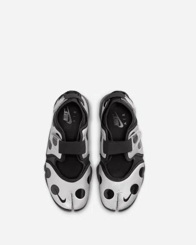 Nike Rift Split Toe Sandals Polka Dot Silhouette In White