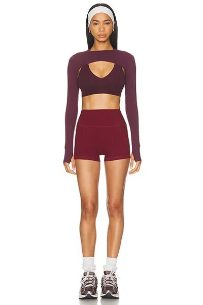 Set Active Formcloud Cloud Short In Burgundy