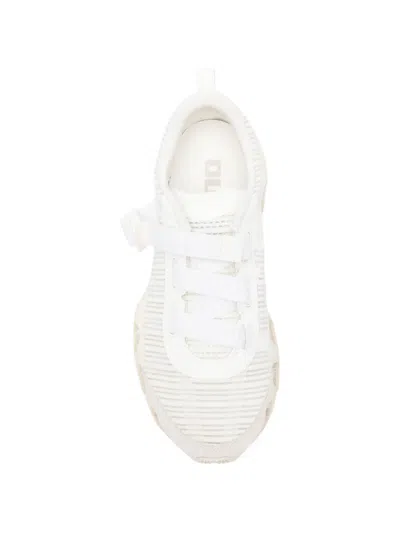 Mizuno Innovative Wave Performance Sneakers With Dynamic Strap Closure In White