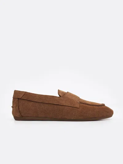 Brochu Walker The Avalon Loafer In Brown