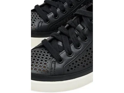 Vionic Winny Perf Sneaker In Black