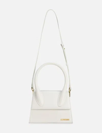 Jacquemus Women Le Grand Chiquito Leather Handbag In White