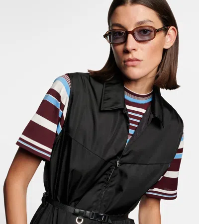 Prada Sunglasses With The Iconic Metal Plaque In Red