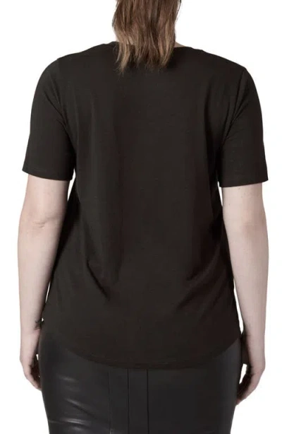 Universal Standard V-rex Tee In Black