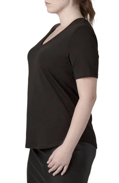 Universal Standard V-rex Tee In Black