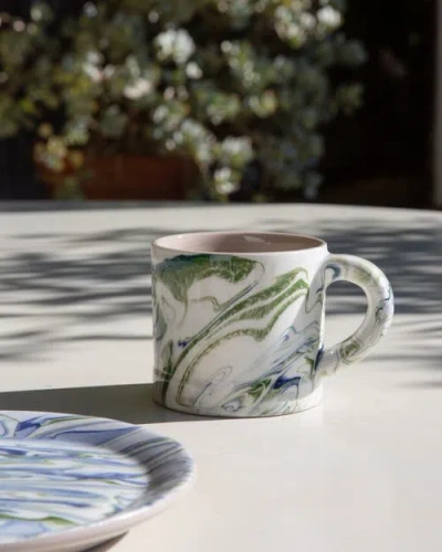 Une Vie Nomade Marbled Mug In Multi