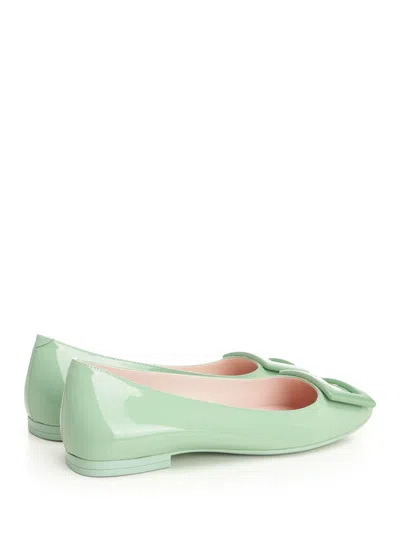 Roger Vivier U Look Patent Leather Ballerinas In Green