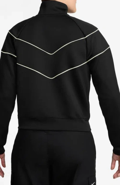 Nike Windrunner Jacket In Black