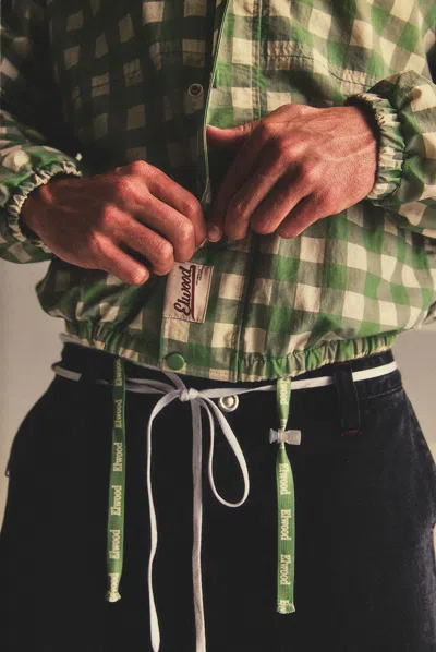 Elwood Off Grid Windbreaker Jacket In Green