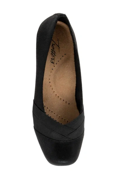 Trotters Stella Flat In Black