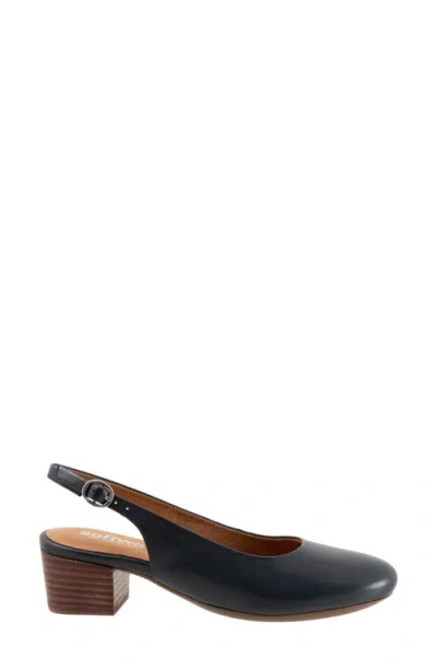 Softwalk Largo Pump In Blue