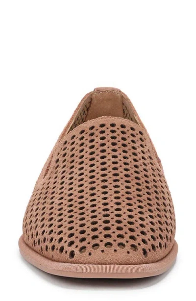 Vionic Willa 2.0 Perforated Flat In Brown