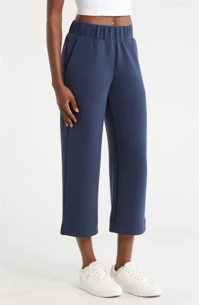 Mpg Dreamweave Crop Pants In Blue