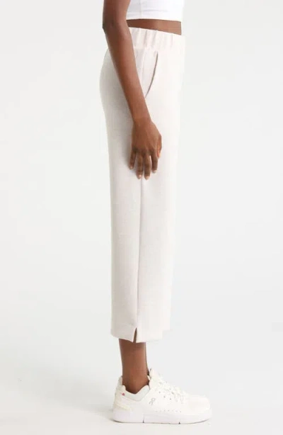 Mpg Dreamweave Crop Pants In White