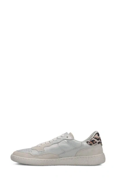 Vaneli Paris Sneaker In White
