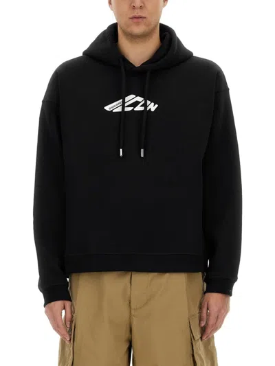 Dsquared2 Cropped Sweatshirt With Bold Logo Print In Black
