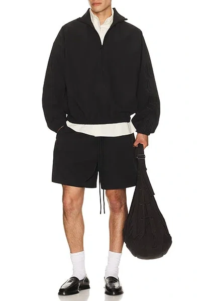 Essentials Active Trace Classic Short In Black