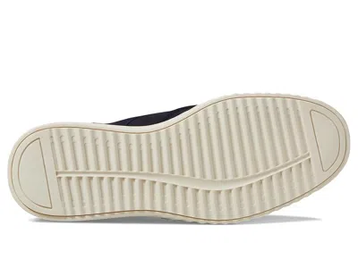 Aldo Wakefield In Multi