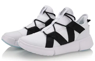 Li-ning (wmns)  Essence Lowkey Lace 2 In Multi