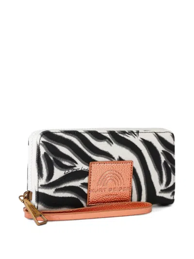 Kurt Geiger 사우스뱅크 로고 패치 지갑 In Multi