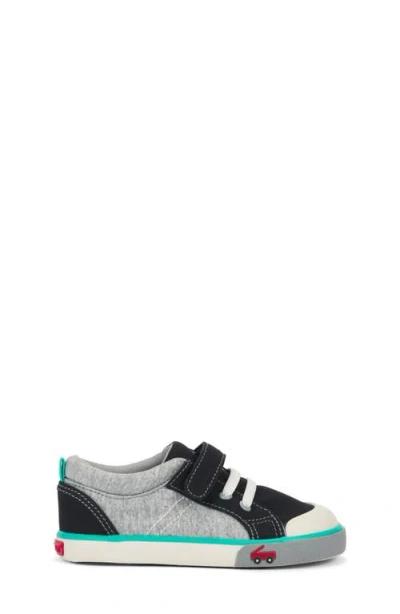 See Kai Run Tanner Sneaker In Gray