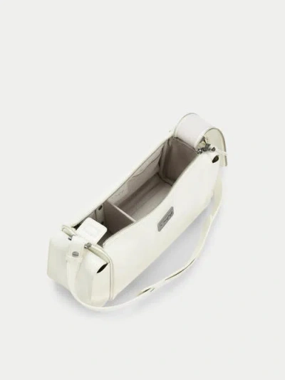 Aest Studios Capture Medium Sling Bag In White
