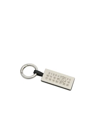 Mm6 Maison Margiela Numeric Tag Keyring In Metallic