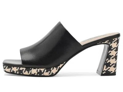 Vaneli Mantie In Black